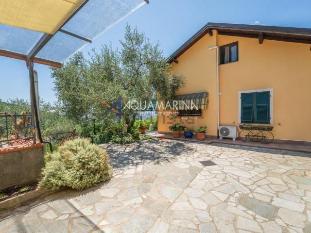 Case e ville in vendita di 147 m²