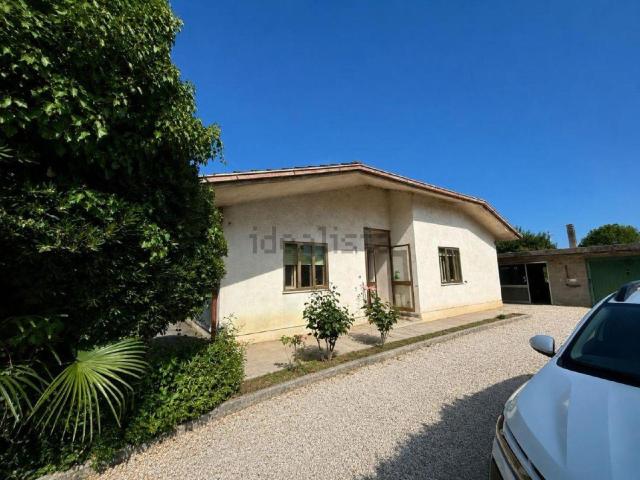 Case e ville in vendita di 147 m²