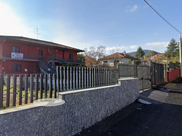 Case e ville in vendita di 147 m² in Via Galileo Galilei