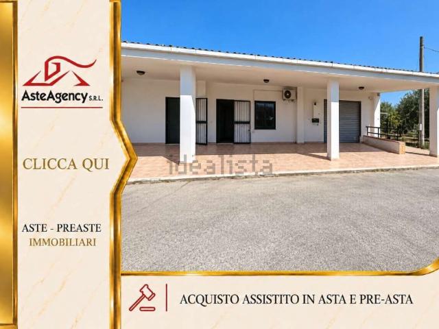 Case e ville in vendita di 147 m² in Via Salice Vecchio