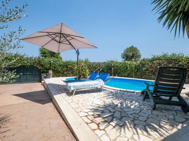 Case e ville in vendita di 147 m² in Via Pian del Marmo