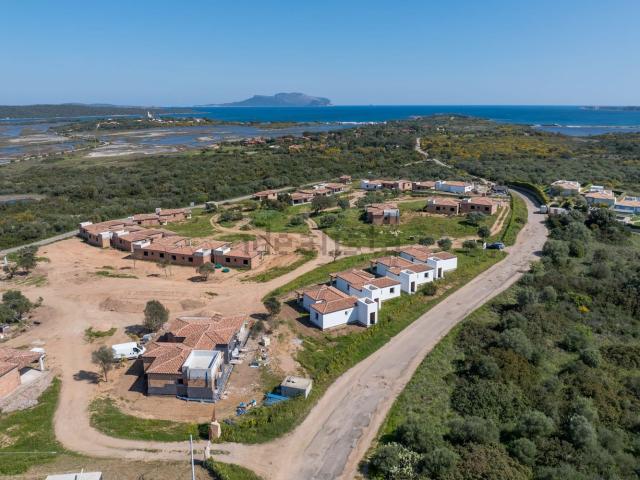 Case e ville in vendita di 147 m² in Via Punta Saline