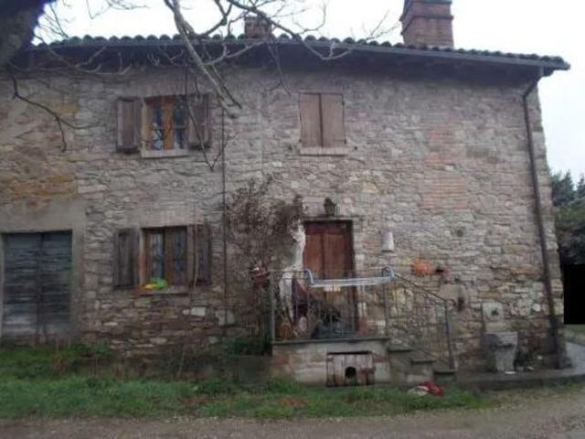 Case e ville in vendita di 147 m² in Via Roma