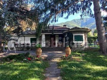 Case e ville in vendita di 148 m²