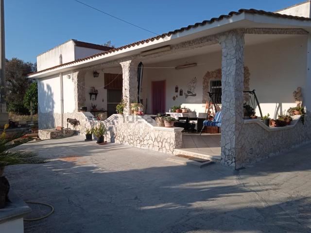 Case e ville in vendita di 148 m² in Contrada mileto