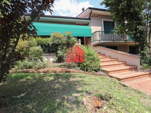 Case e ville in vendita di 149 m²