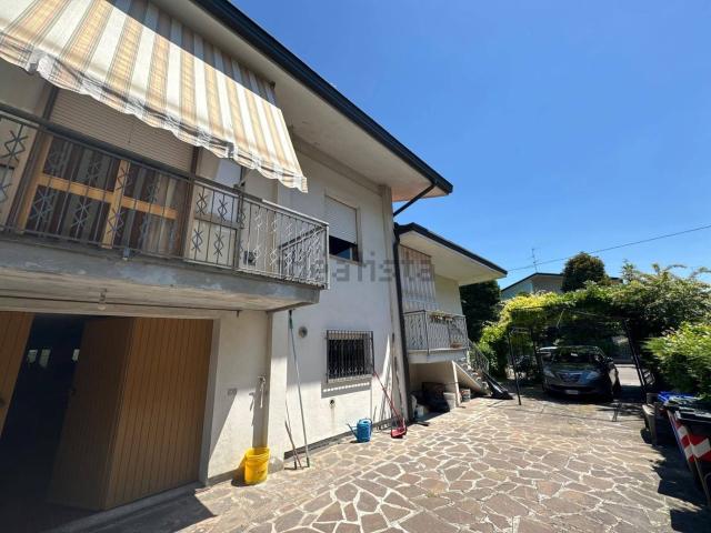 Case e ville in vendita di 149 m²