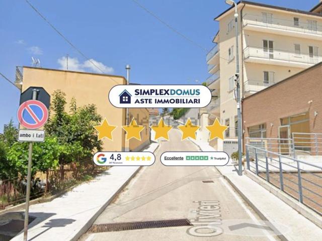 Case e ville in vendita di 149 m² in Via Airella
