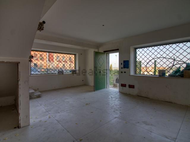 Case e ville in vendita di 149 m² in Via dei Pini