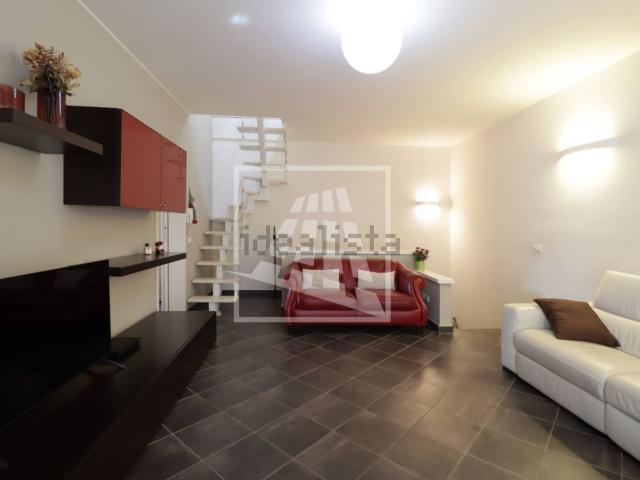 Case e ville in vendita di 149 m² in Via Jacopo della Quercia, 7