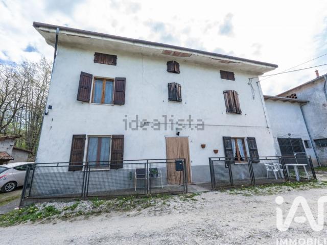 Case e ville in vendita di 149 m² in Via Luigi Galvani