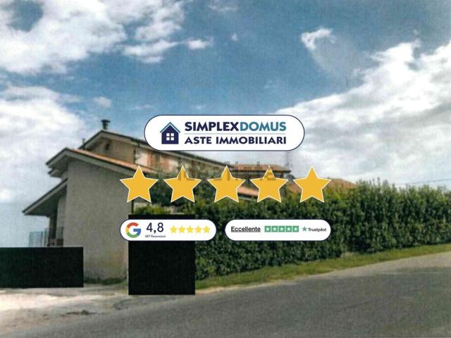 Case e ville in vendita di 149 m² in Contrada Larciano
