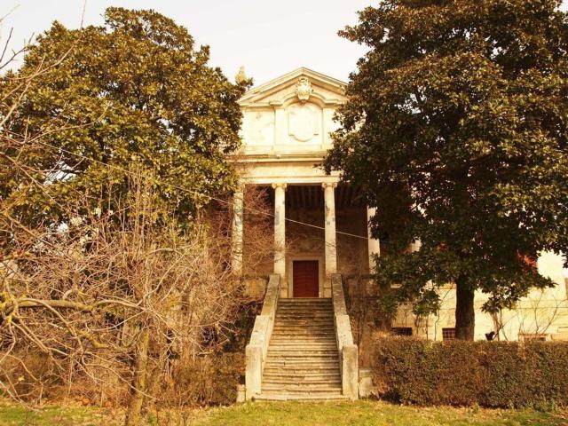 Case e ville in vendita di 1500 m² in Via Palazzo Bianco