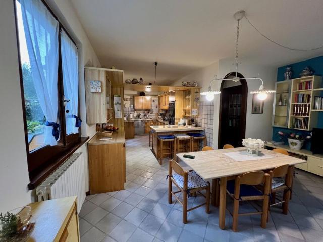 Case e ville in vendita di 150 m²