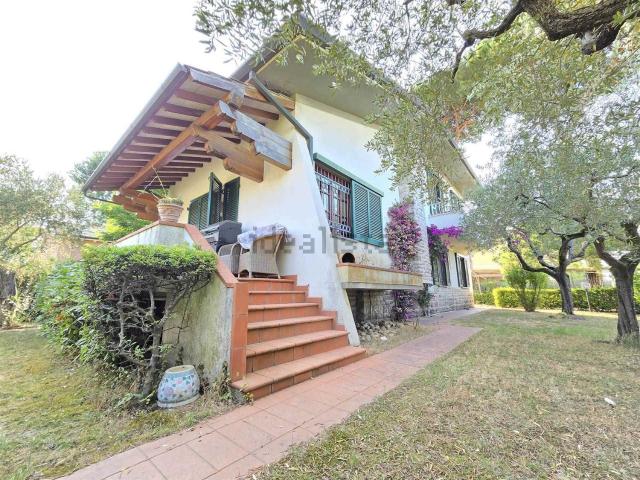 Case e ville in vendita di 150 m²