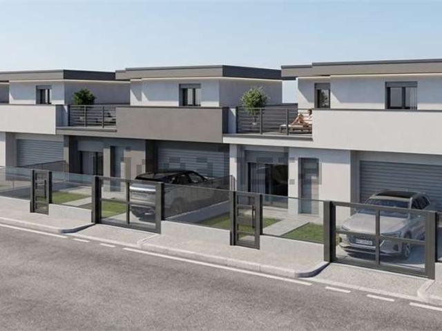Case e ville in vendita di 150 m²