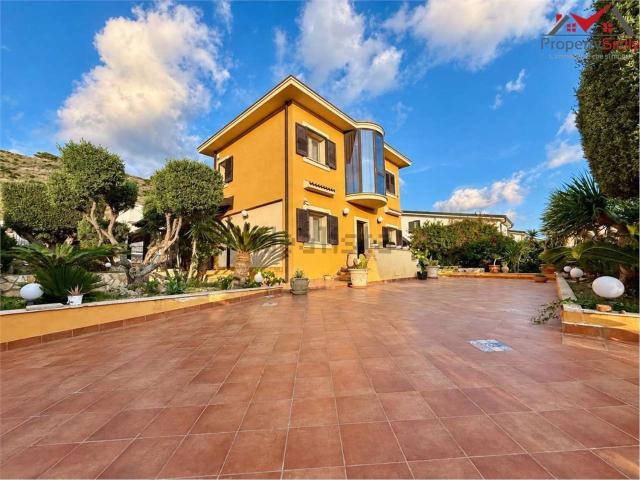 Case e ville in vendita di 150 m²