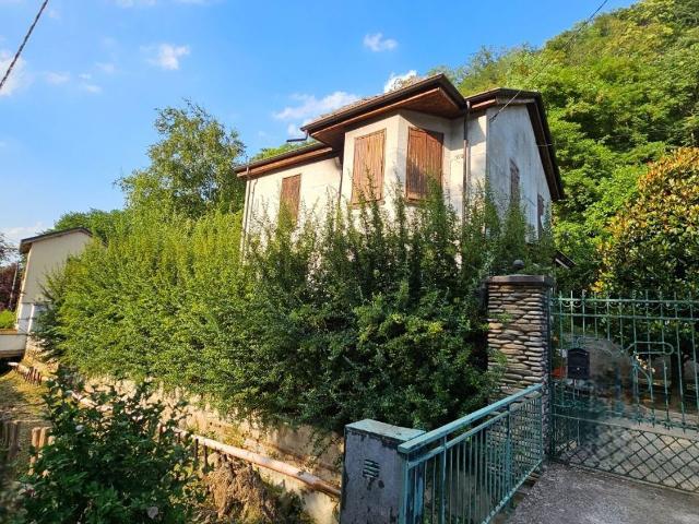 Case e ville in vendita di 150 m²