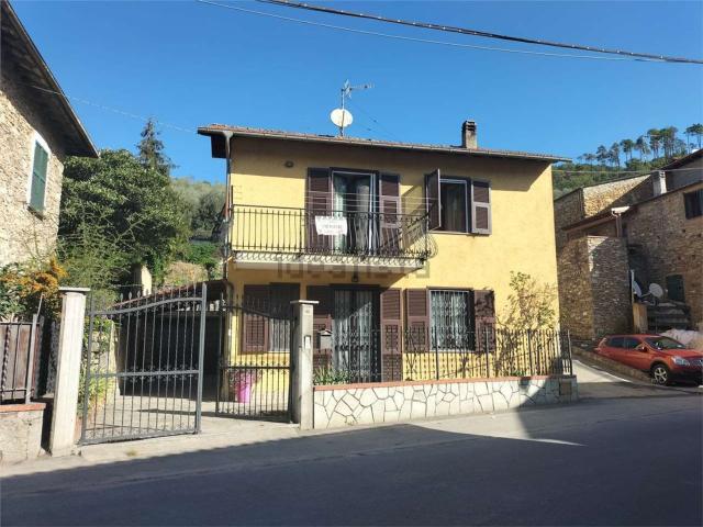 Case e ville in vendita di 150 m²