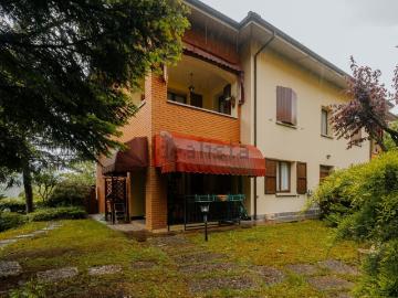 Case e ville in vendita di 150 m²