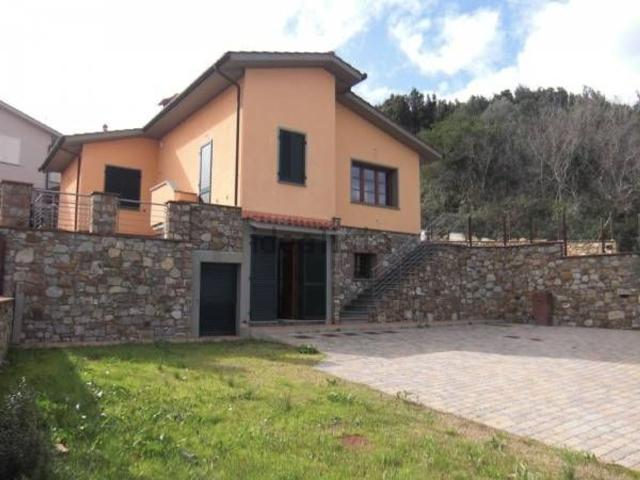 Case e ville in vendita di 150 m²