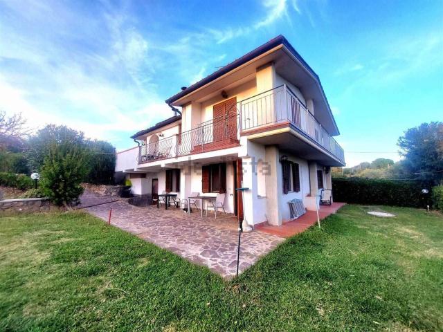 Case e ville in vendita di 150 m²