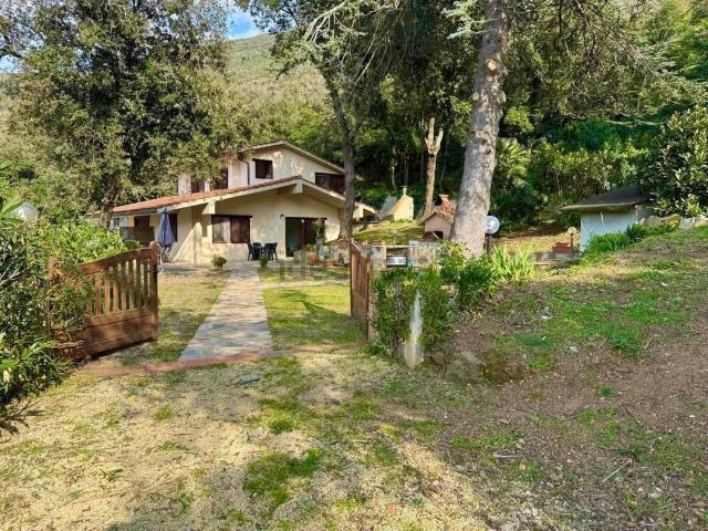 Case e ville in vendita di 150 m²