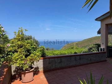 Case e ville in vendita di 150 m²