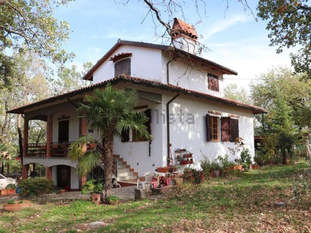 Case e ville in vendita di 150 m²