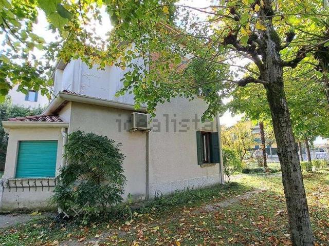 Case e ville in vendita di 150 m²