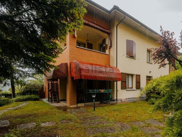 Case e ville in vendita di 150 m²