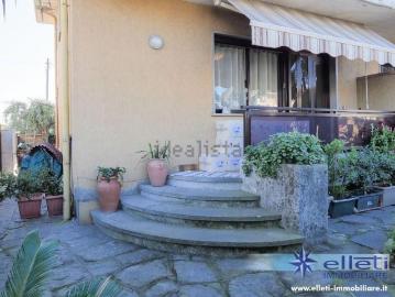 Case e ville in vendita di 150 m²