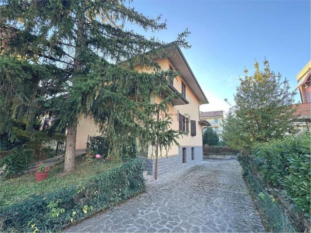 Case e ville in vendita di 150 m²
