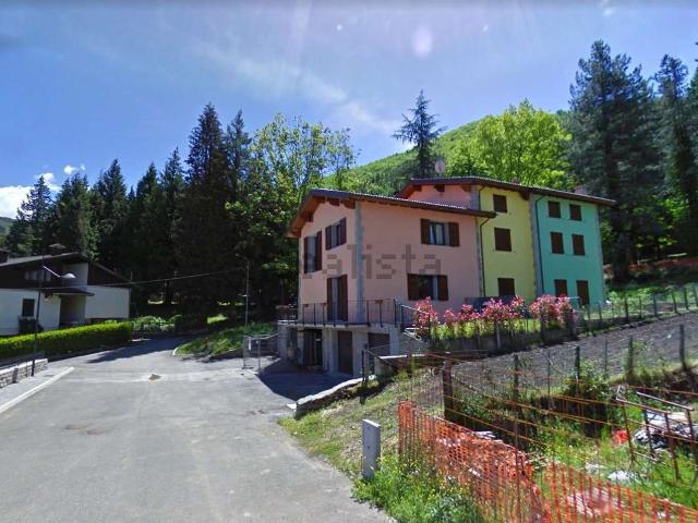 Case e ville in vendita di 150 m² in Via Castello