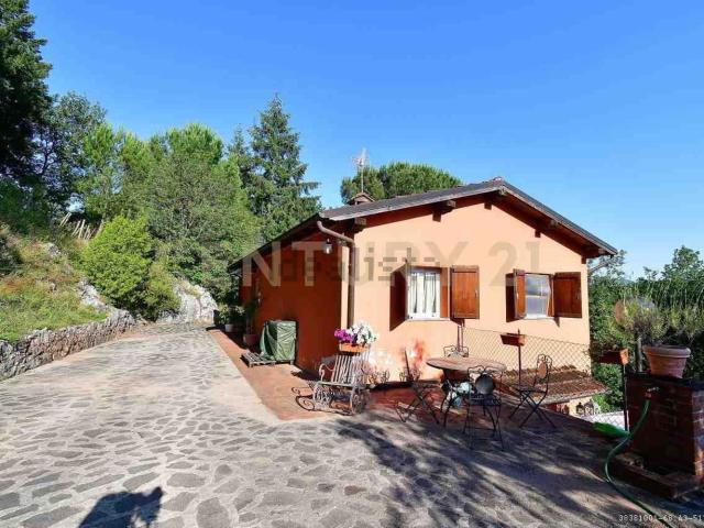 Case e ville in vendita di 150 m² in Via di Gromignana, 80