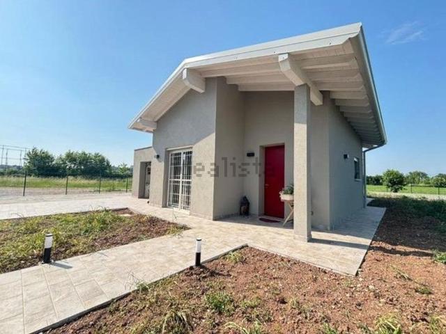 Case e ville in vendita di 150 m² in Via Duca degli Abruzzi