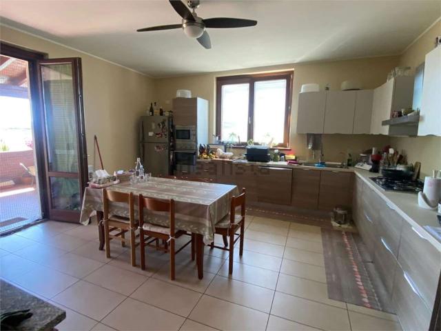 Case e ville in vendita di 150 m² in Via Edmondo de Amicis