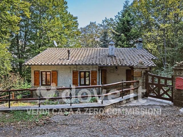 Case e ville in vendita di 150 m² in Via Faggeta, 367