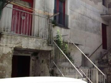 Case e ville in vendita di 150 m² in Via Ottaviano Augusto