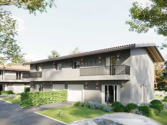 Case e ville in vendita di 150 m² in Via Lorenzo Rocci