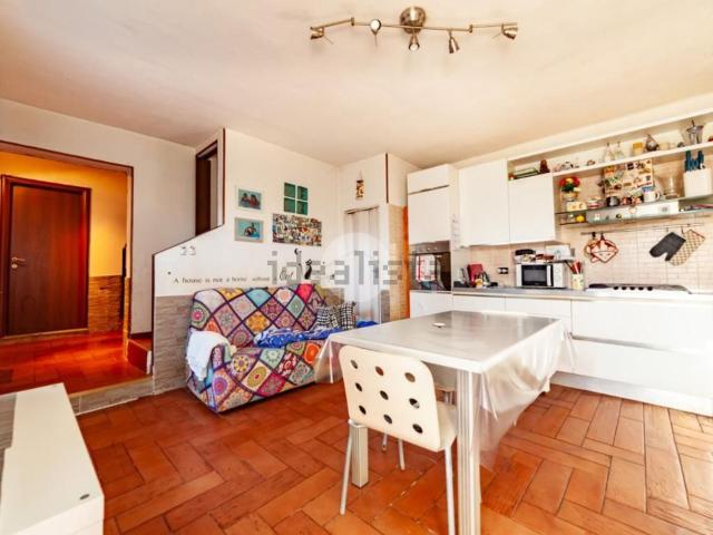 Case e ville in vendita di 150 m² in Via la Cassa, 57