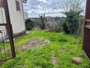 Case e ville in vendita di 150 m² in Via Monte Gottero