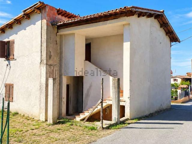 Case e ville in vendita di 150 m² in Via Montebello, 54