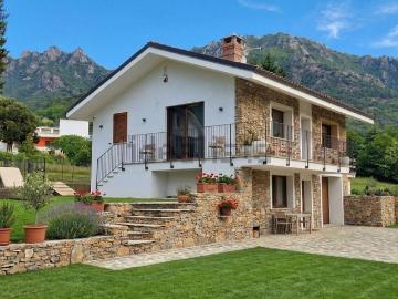 Case e ville in vendita di 150 m² in Via San Martino