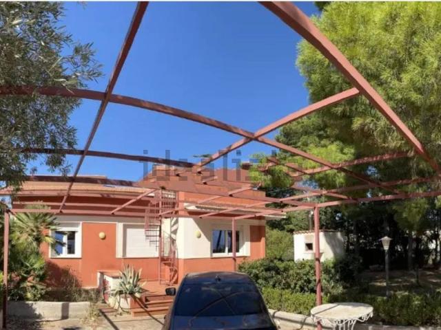 Case e ville in vendita di 150 m² in Via San Michele