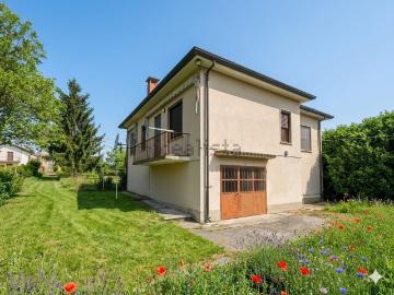 Case e ville in vendita di 150 m² in Via San Francesco, 28