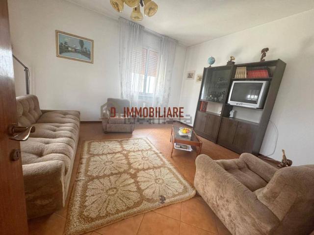 Case e ville in vendita di 150 m² in Via Sant&apos Anna, 3
