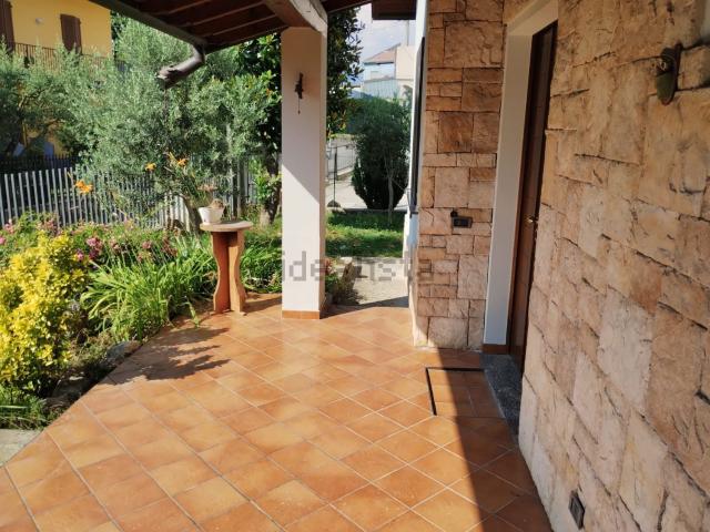 Case e ville in vendita di 150 m² in Via Sarnico