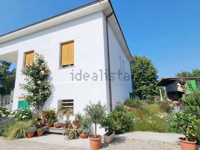 Case e ville in vendita di 150 m² in Via per Montegibbio