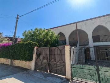 Case e ville in vendita di 150 m² in Via Perseo